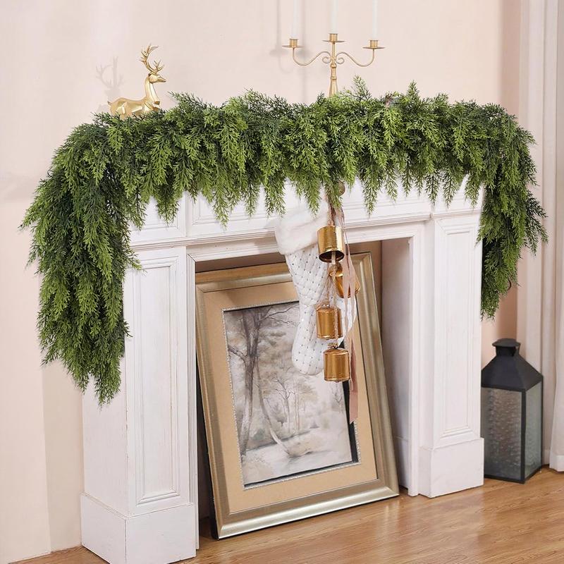 2025 Christmas Artificial Cypress Leaf Vine Wreath